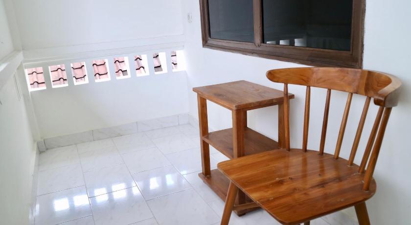 MS Hotel. Kuta - 15 Second to the Beach By MS - image 27