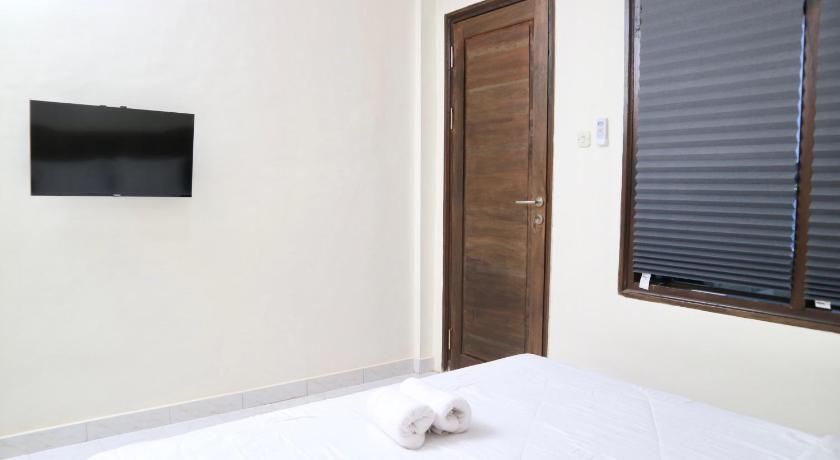 MS Hotel. Kuta - 15 Second to the Beach By MS - image 25