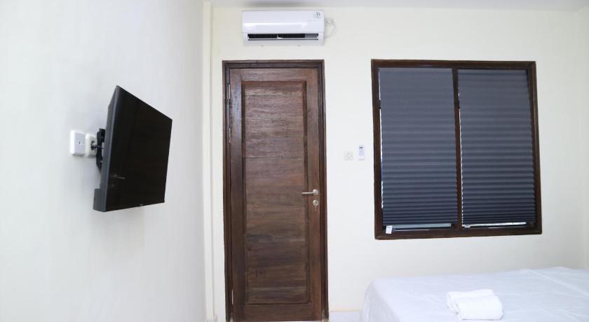 MS Hotel. Kuta - 15 Second to the Beach By MS - image 23