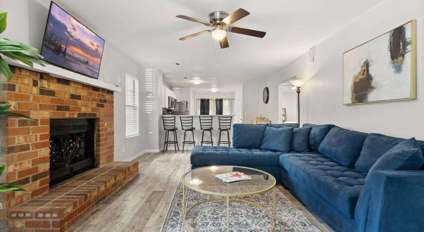 A Peaceful stay at The Pine Grove Retreat