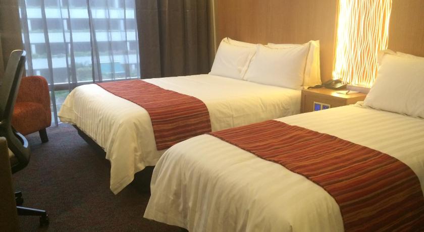 Image of Deluxe Double or Twin Room 9