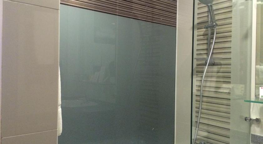Image of Deluxe Double or Twin Room 12