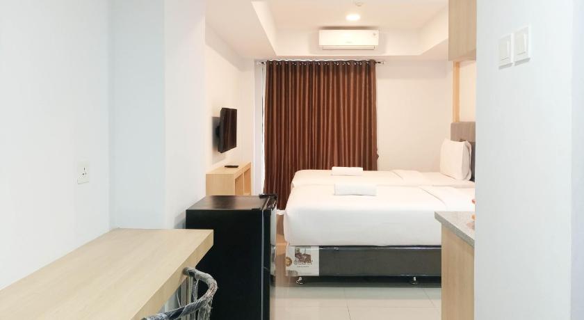 Cozy Studio Room at De Prima Apartment By Travelio - image 14