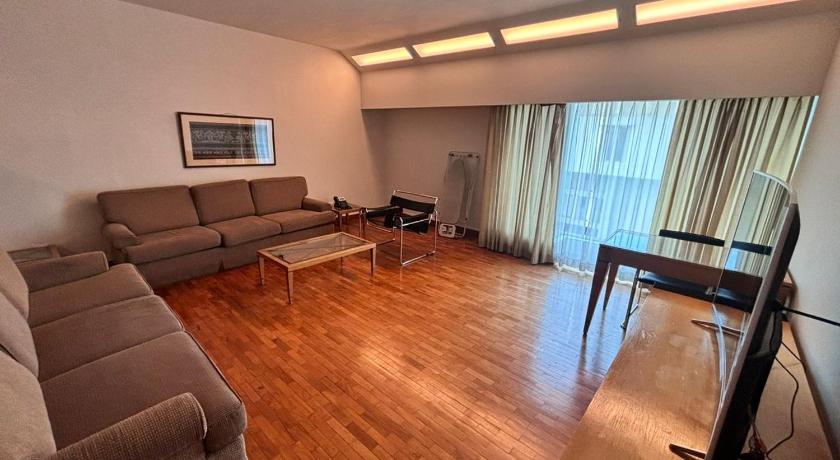 Image of 2-Bedroom Executive Suite 10