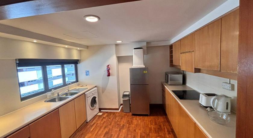 Image of 2-Bedroom Executive Suite 17