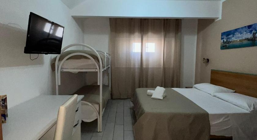 Image of Quadruple Room 0