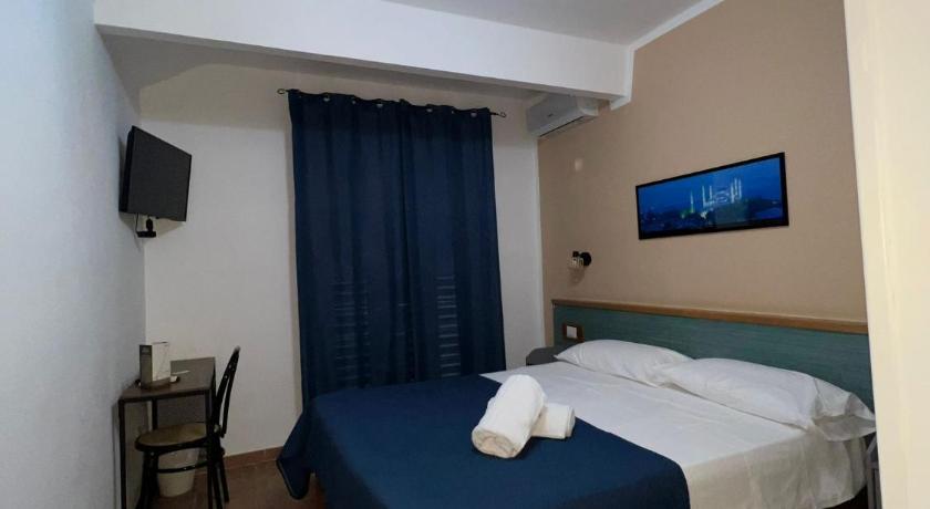 Image of Double Room 6
