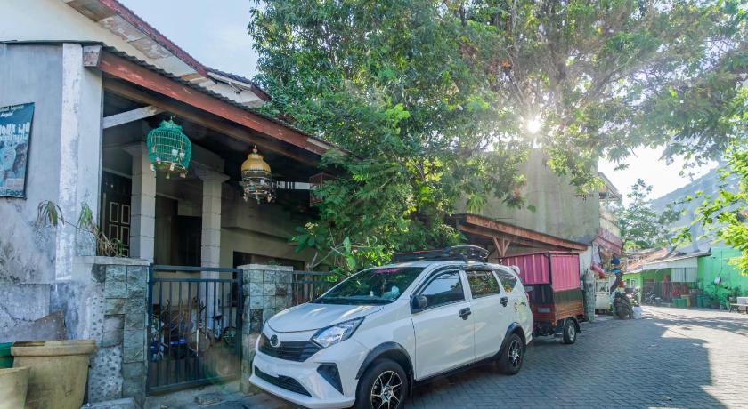 OYO Life 94040 Agung Home Stay - image 13