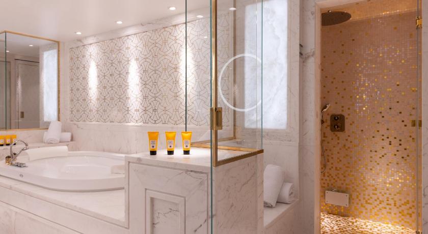 Image of Triumph Apartment 9