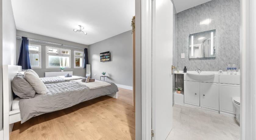 Image of Superior Double or Twin Room 14