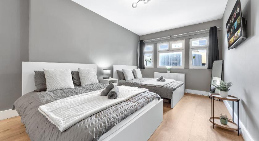Image of Superior Double or Twin Room 11