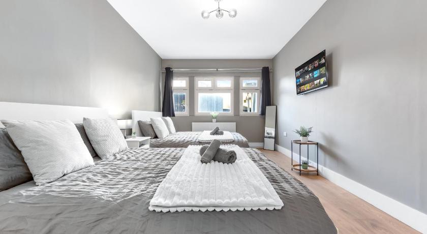 Image of Superior Double or Twin Room 9