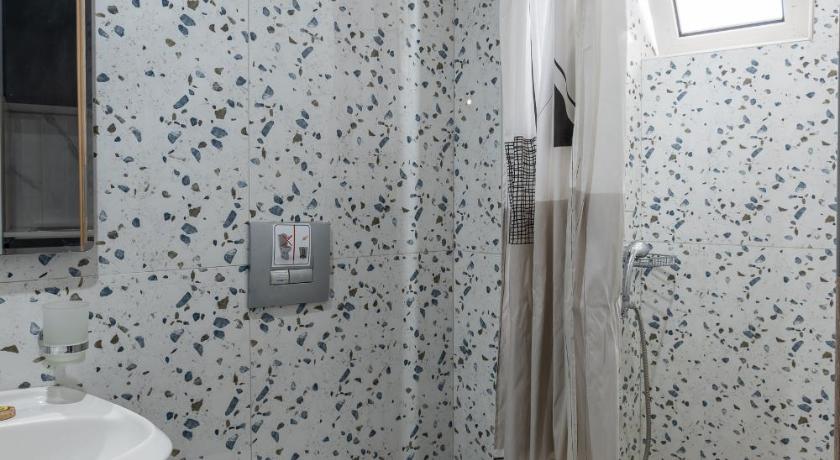 Image of Studio (3 Adults) with Sea View 2