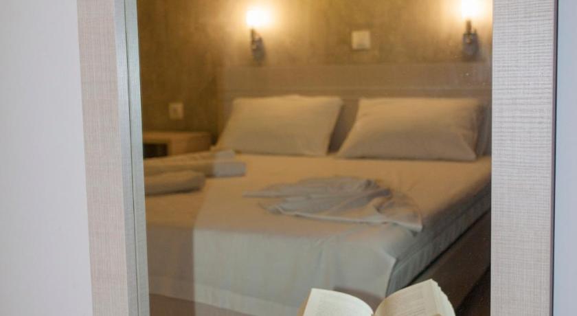Image of One-Bedroom Apartment (2 Adults + 2 Children) 15