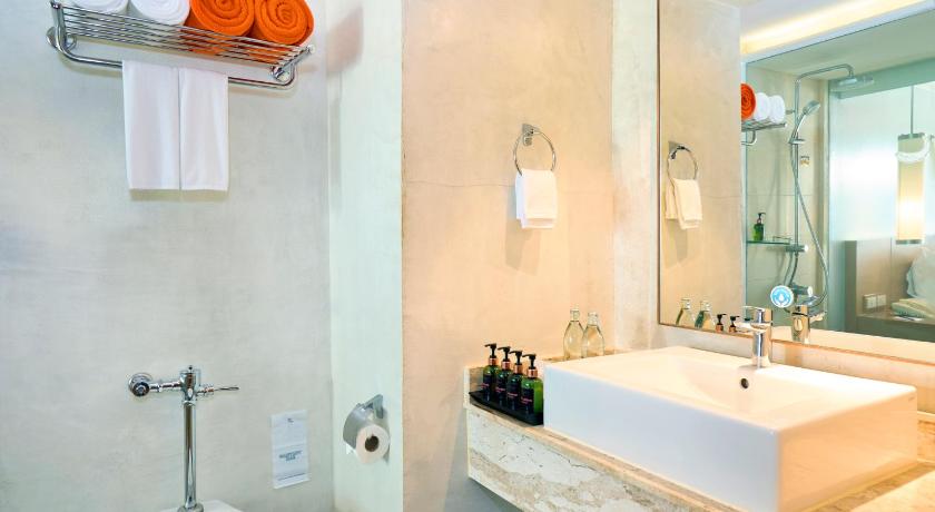Image of Deluxe Room 9