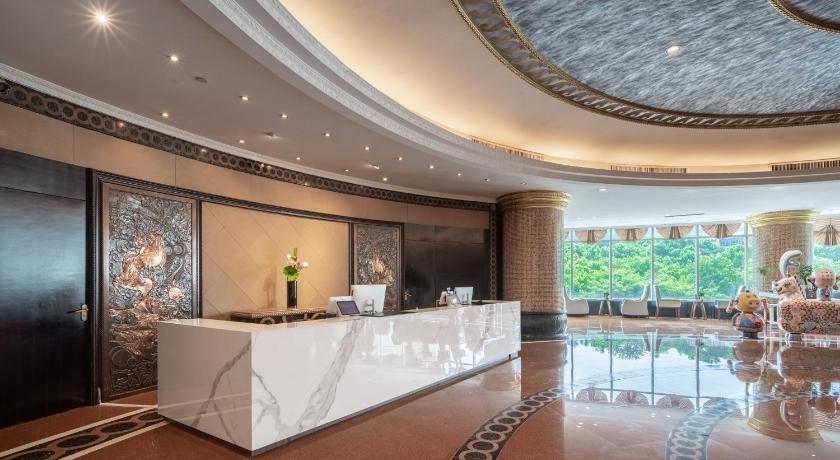 Suning Universal Hotel ALL-SUITES - image 9