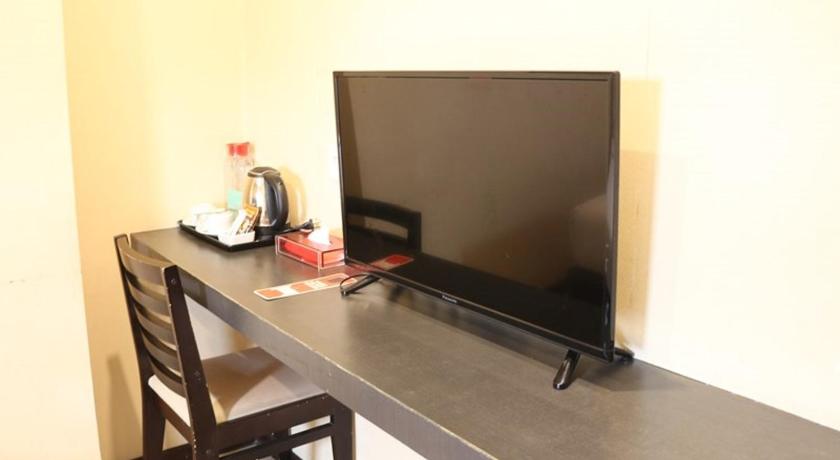 CREW EXPRESS Hotel - image 30