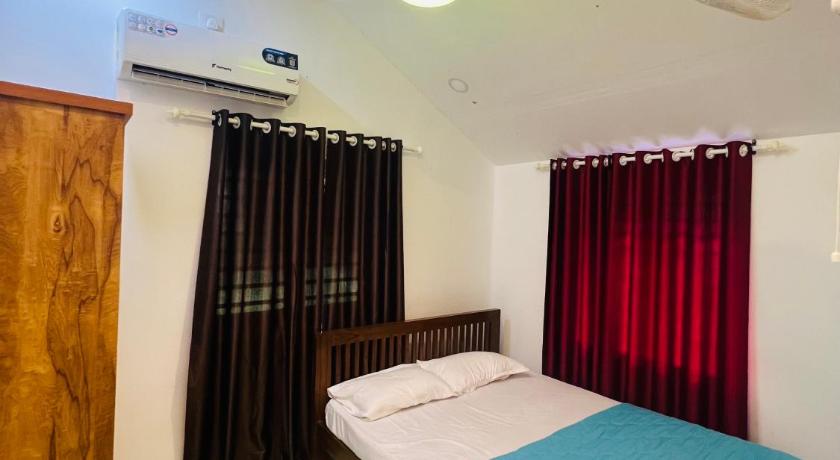 7FORT HOMESTAY Athirappilly