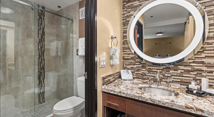 Image of 2 Queen Beds Suite Non-Smoking 9