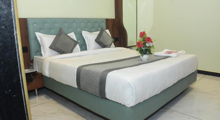 Hotel Laxmi Niwas