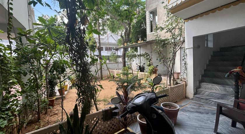 Jaipur Homestay - image 12
