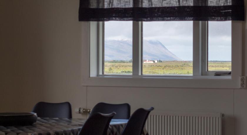 Image of Four-Bedroom Vacation Home 9