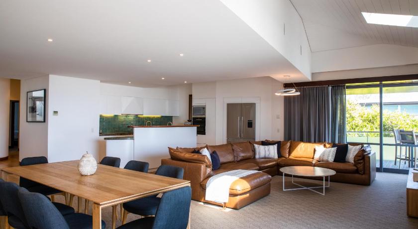 Image of Penthouse Apartment 6