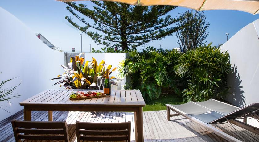Image of Studio - Beach Front  No Pool 10