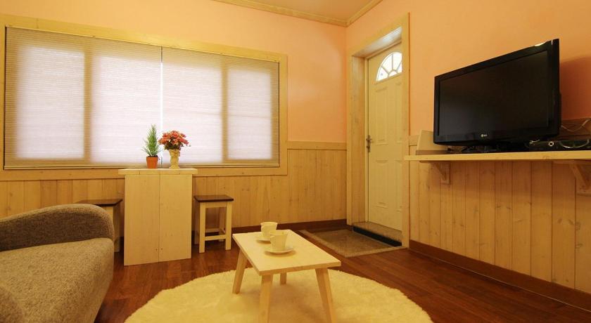 Gapyeong Gapyeong Yeoubyul Pension 2-Star Guesthouse pool
