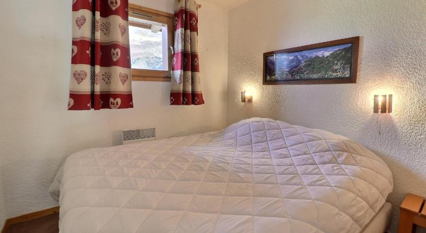 Image of Three-Bedroom Apartment 6