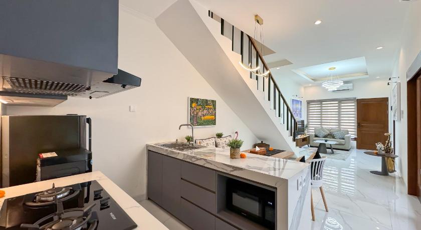 バリ De Amelia Villa Seminyak by Nagisa Bali 4つ星 ホテル プール