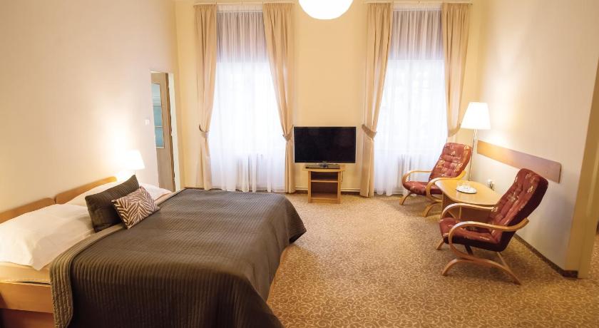 Image of Quadruple Room 1