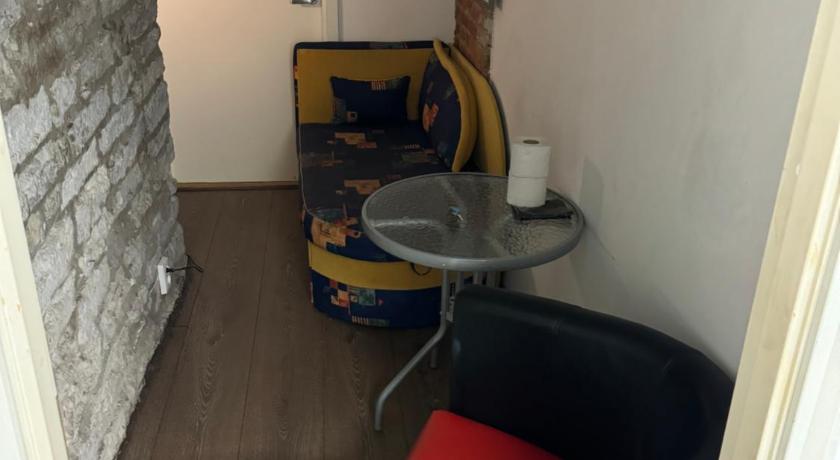 Image of Twin Room with Private Bathroom 12