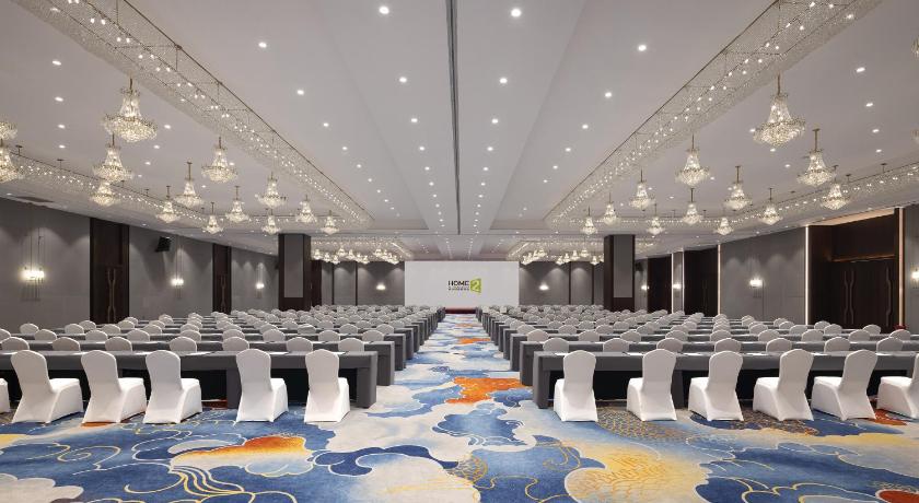 Home2 Suites by Hilton Chengdu Huaizhou New City – Chengdu, IL