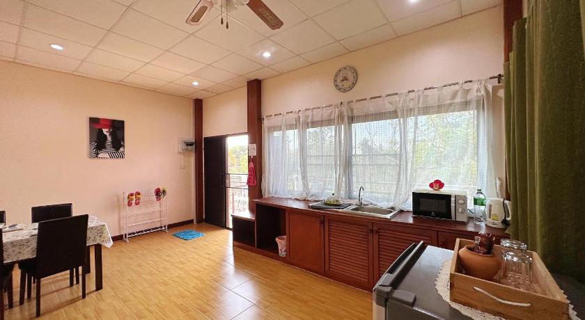 Image of Suite 8