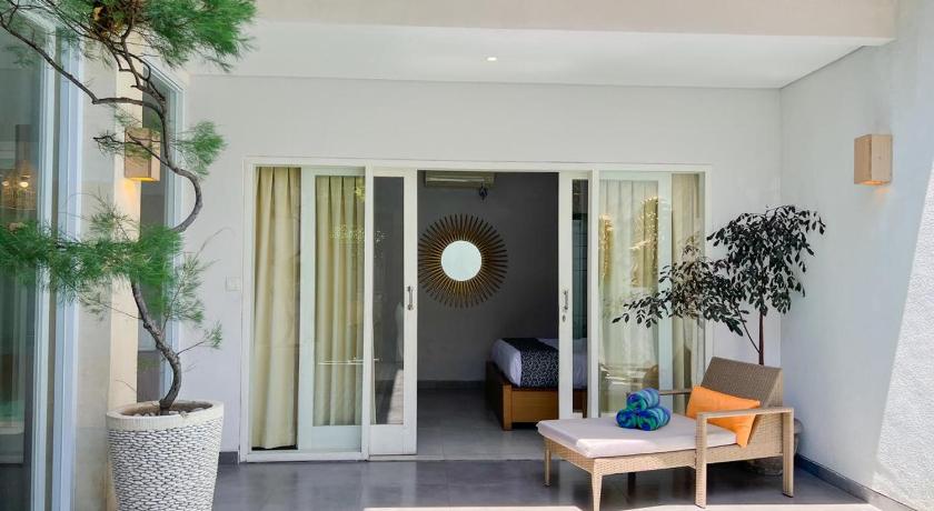 巴厘 Apple Villa and Studio Seminyak 4星级 酒店 餐厅