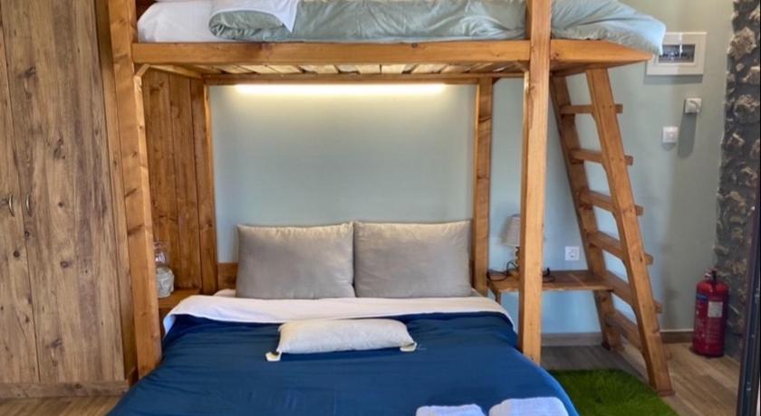 Pavliani ΧΑΡΟΥΛΑ STUDIO 4-Star Single Room room