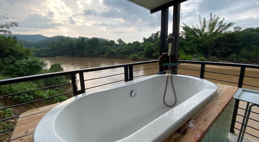 北碧 Jung Ja Hut 4星级 酒店 外观