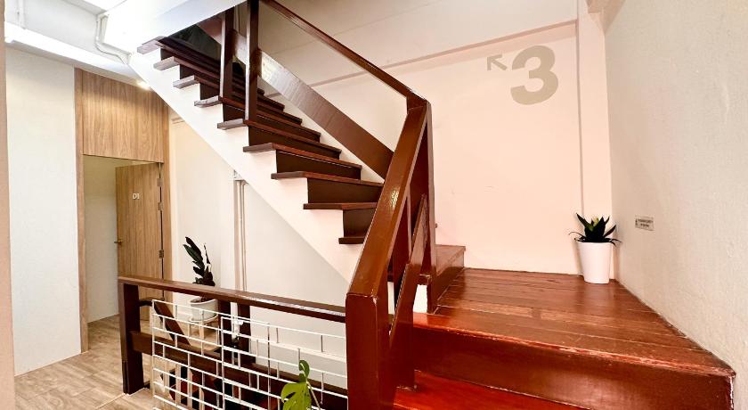Bangkok Neighborhood Hostel - image 14
