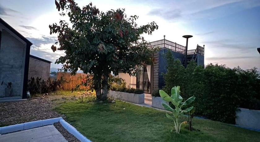 Phrae The Rimyom Resort Phrae 4-Star Hotel restaurant