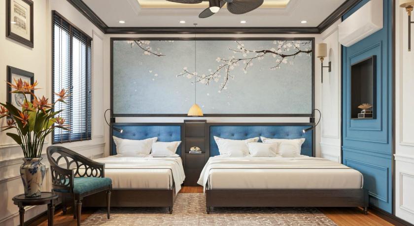 Image of Deluxe Triple Room 0