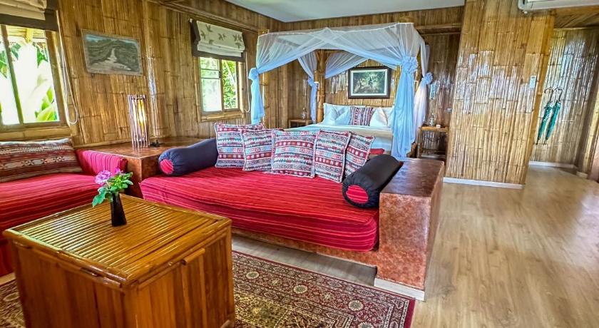 Image of King Room with Mountain View 7
