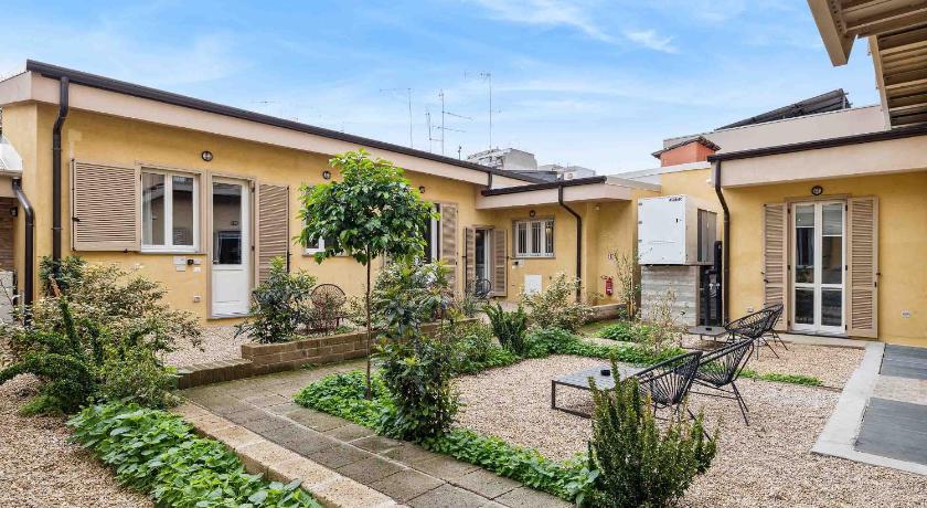 ローマ Limehome Rome Via Fortebraccio 4つ星 ゲストハウス プール