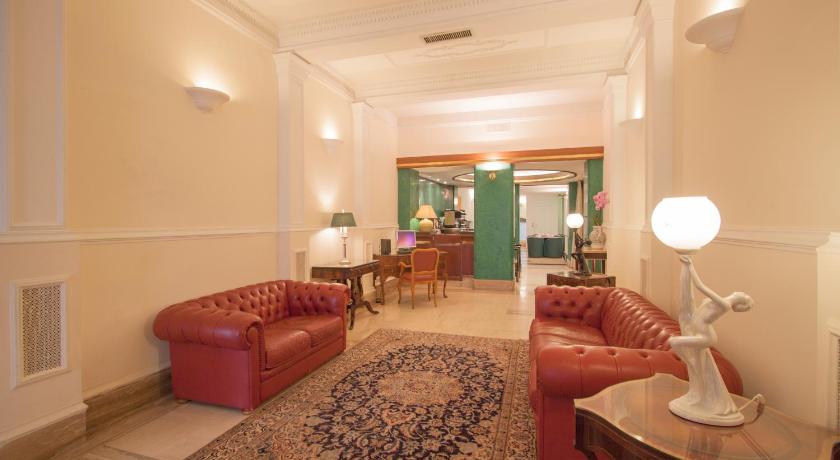 ローマ Laurentia Roma Hotel 3つ星 ホテル 客室