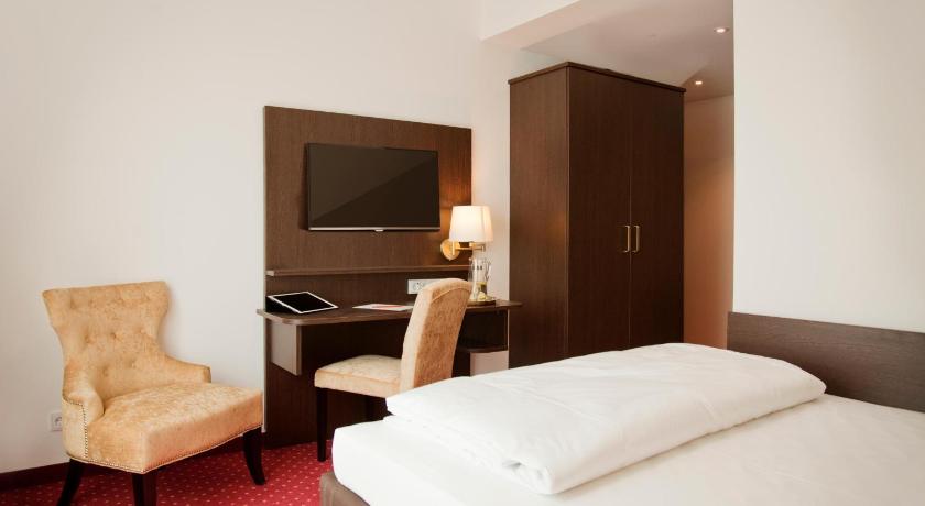 Image of Small Double Room with Balcony 1
