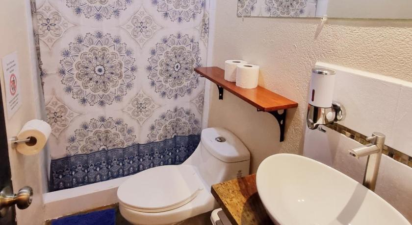 Image of Double Room with Private Bathroom 2