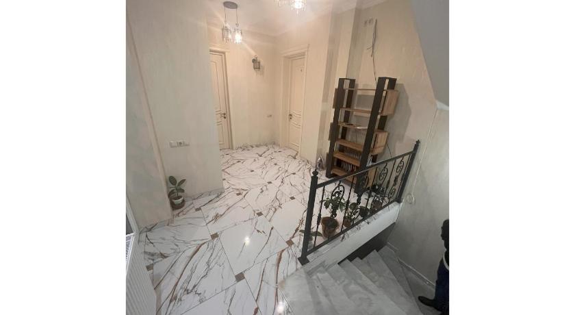 Crystal Hotel Tbilisi – Tbilisi, MA