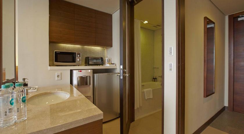 Image of Deluxe Suite 15
