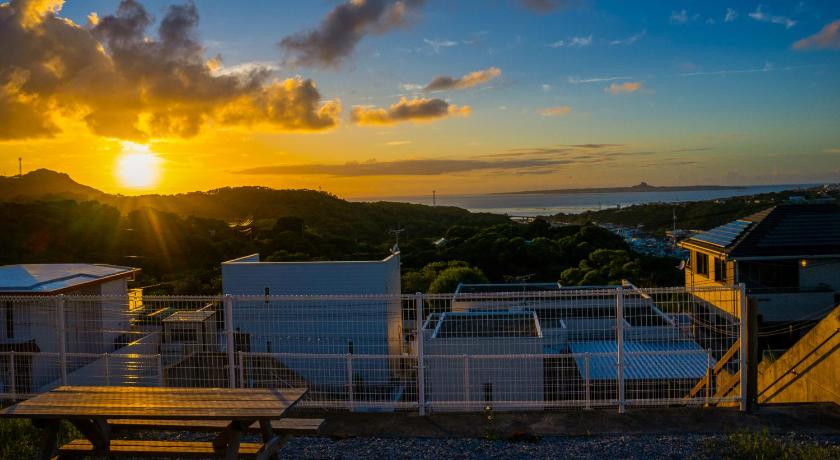 沖縄本島 セイントS Saint-S 3つ星 シングルルーム ロビー