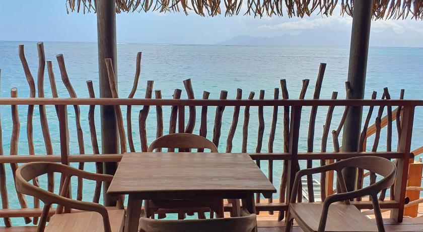 1 Bedroom Suite Overwater Villa Moorea Island Viewの画像 16